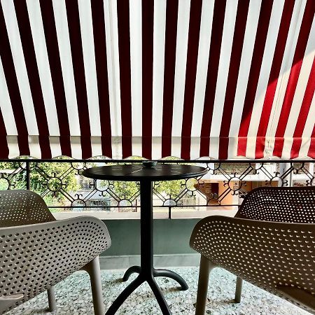K8 Athens Aparthotel Bagian luar foto